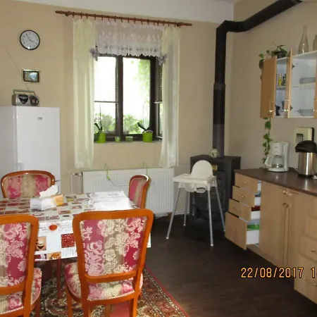 Apartman Kamenne Mosty 公寓